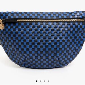 Clare V. Grande Fanny -Blue/Black